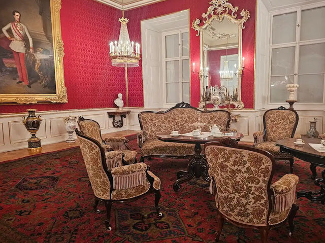 大司教宮殿 – Arcibiskupský palác