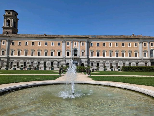 Experiencing the Regal Splendor of the Royal Palace of Turin Experiencing the Regal Splendor of the Royal Palace of Turin