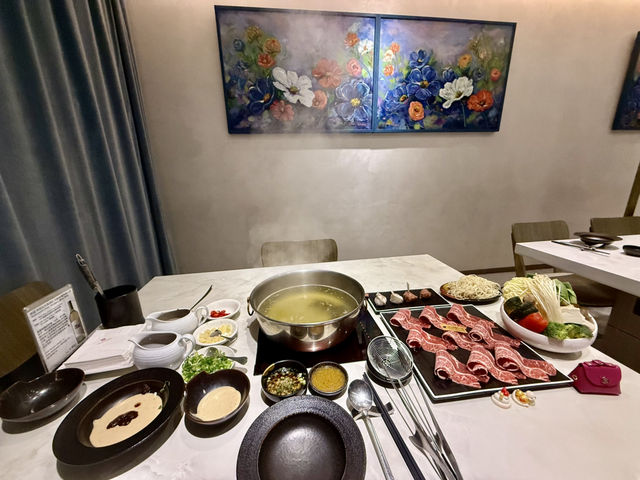 高雄漢來飯店10樓（精緻火鍋）食材實料.值得推薦大家