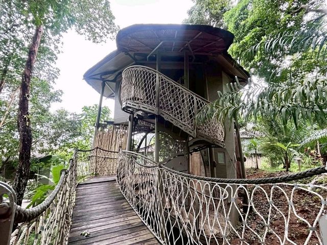 รีวิวที่พักบนเกาะยาวน้อยTreeHouse Villas
