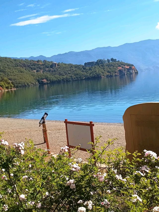 Matriarchs and Mirror Lakes: The Allure of Lugu Matriarchs and Mirror Lakes: The Allure of Lugu