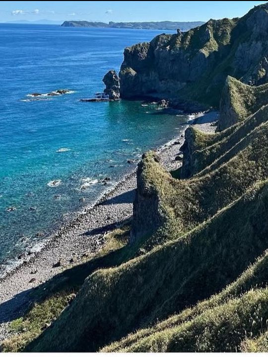 晴天海岸線美景慢遊 晴天海岸線美景慢遊