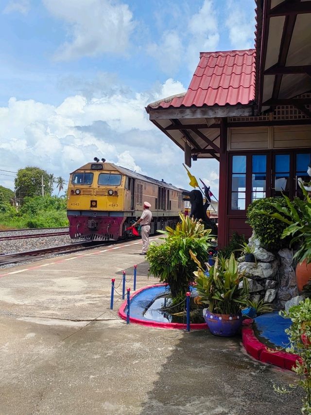 สถานีรถไฟวังกรด จุดเชื่อมต่อการเดินทางในอดีต