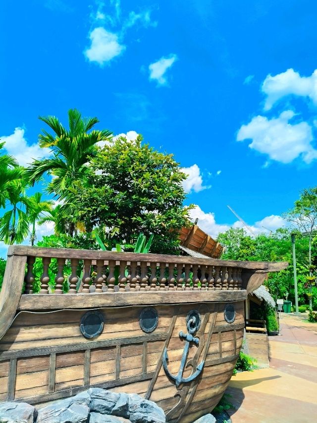 Discover SplashMania Vibes🦁Sunny Water Park