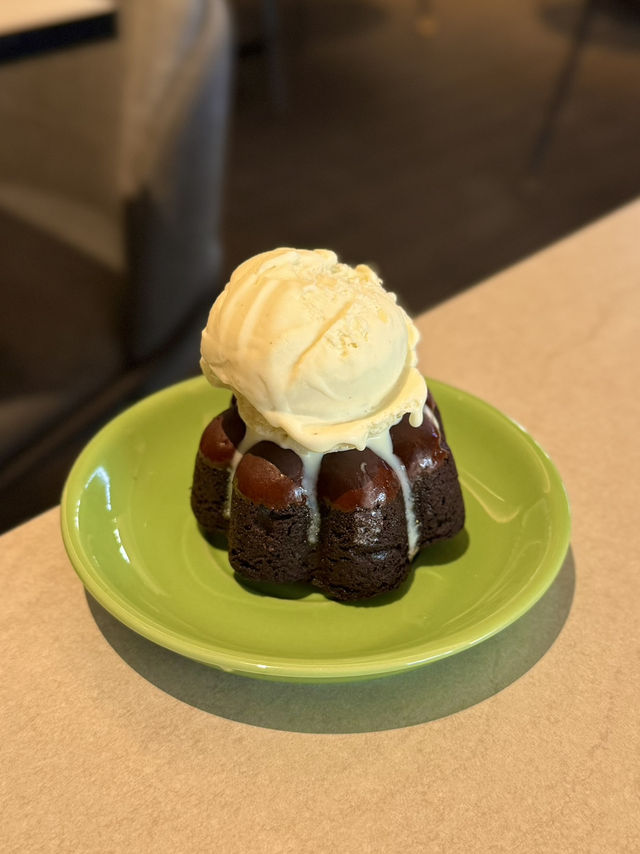 Signature Cafe, Kota Damansara — Stylish Space & Bold Flavours Signature Cafe, Kota Damansara — Stylish Space & Bold Flavours