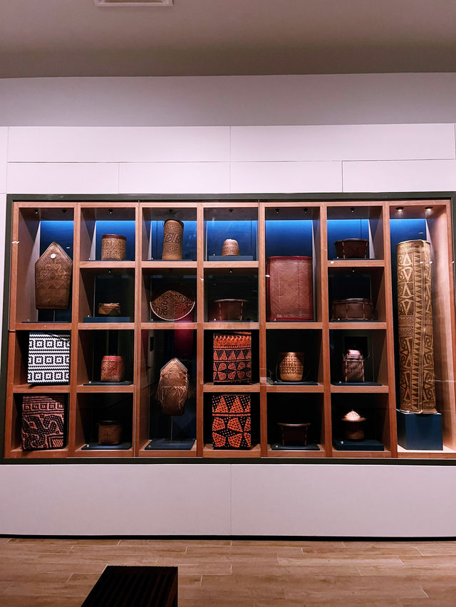 Explore Art and Tradition at Borneo Cultures Museum Explore Art and Tradition at Borneo Cultures Museum