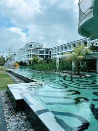 Roxy Beach Resort: The Ultimate Beachfront Staycation