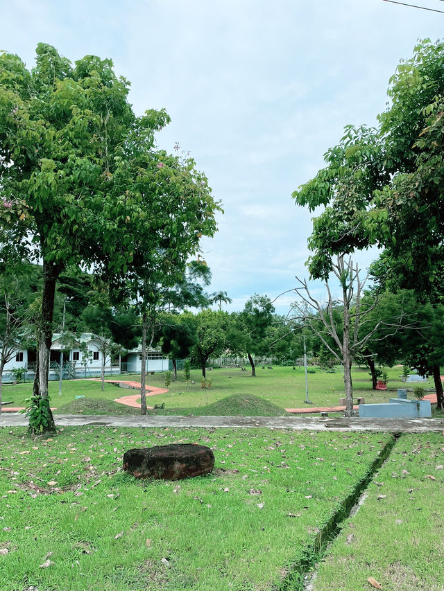 Sematan Waterfront Park – Lush Green Retreat for Relaxation Sematan Waterfront Park – Lush Green Retreat for Relaxation
