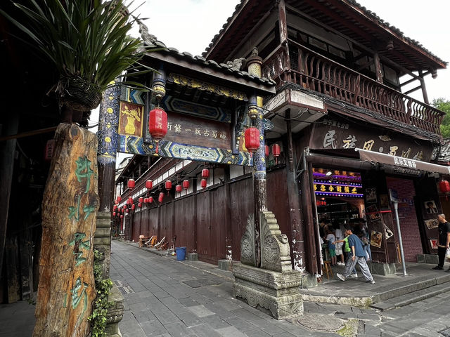 Beautiful Ancient City, lot's to see and do, a small taste of old Chinese tradition & culture.