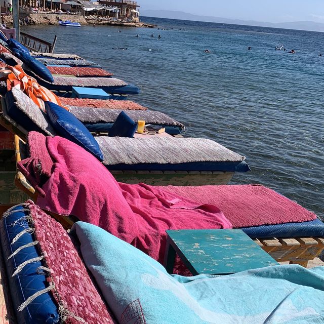 Breakfast on the beach at Yalla Bar Dahab 