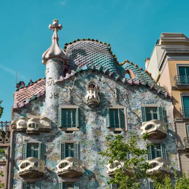 Casa Batlló: A Kaleidoscope Masterpiece