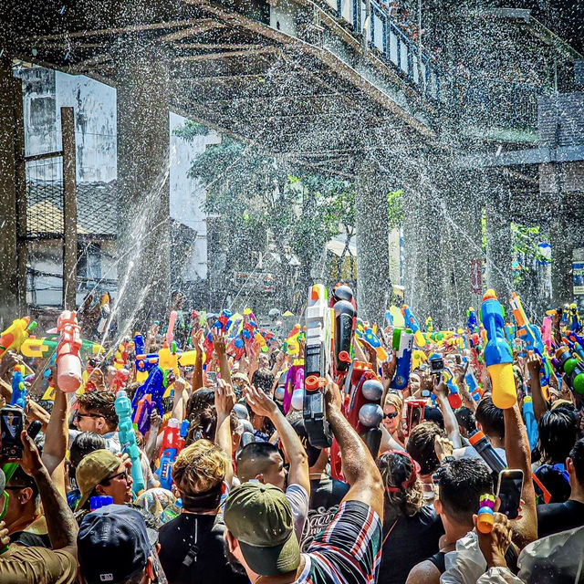 💦Songkran in Thailand💦🔫