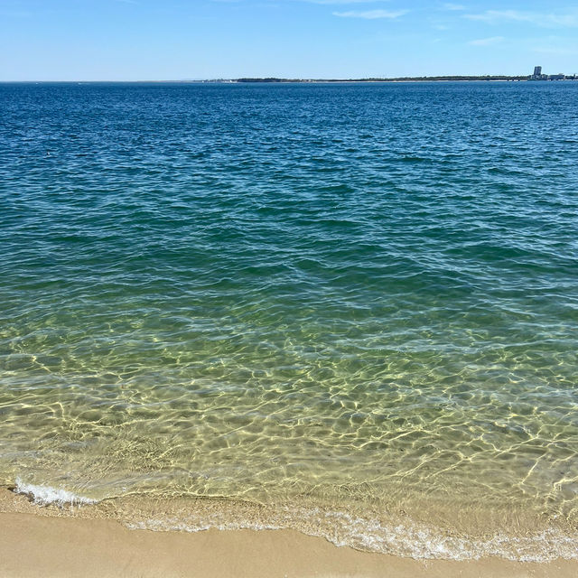 《葡萄牙旅行🇵🇹》沿着海邊散步，遠望大西洋