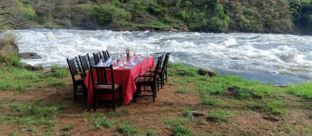 SAMBIYA RIVER LODGE, MURCHISON FALLS NATIONAL PARK