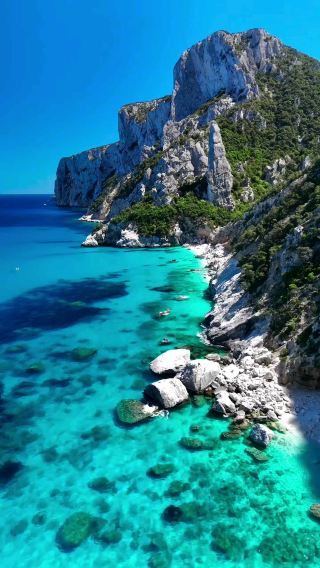 🌊 Cala Goloritzé: A Jewel of Sardinia’s Untamed Coastline 🇮🇹✨