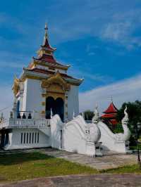 Wat Phra That Doi Leng — Sacred Heights of Long, Phrae