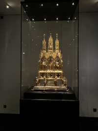 💎⛪ Domschatzkammer Aachen – Where Sacred Treasures and Imperial Power Collide ✨👑