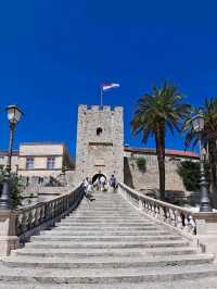 🌊 Korčula's Hidden Treasures: Adriatic Bliss Awaits! 🏰
