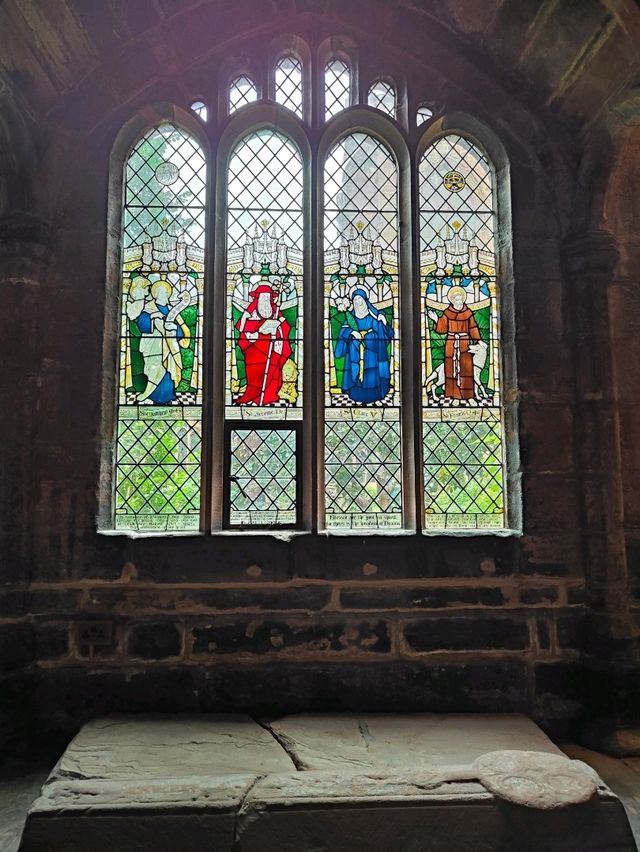 Sacred Strokes and Stone: The Art Within Chester Cathedral Sacred Strokes and Stone: The Art Within Chester Cathedral