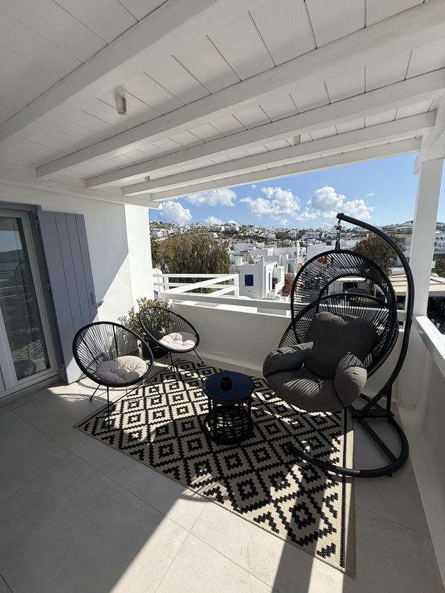 Suite with Sea View – Perfect Location with Stunning Sunset Views