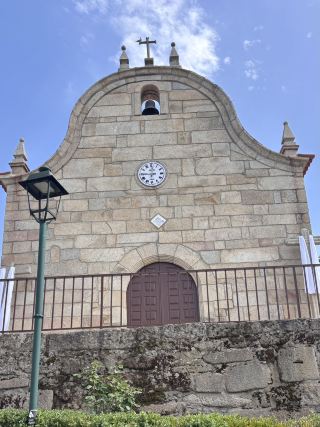 ผู้เฝ้ารักษาการณ์ผู้โดดเดี่ยว: ความฝันของช่างภาพ 📸✨