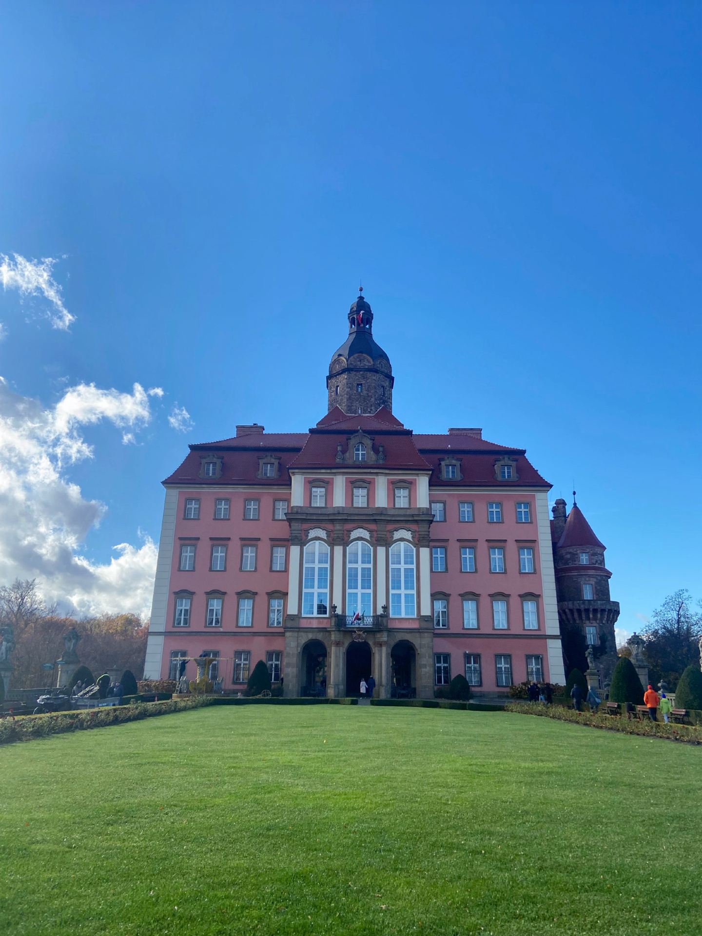 Zamek Książ: the perfect autumn day trip from Wroclaw  🍂🏰 🇵🇱 