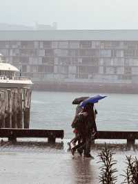 What is it like to visit Tung Lung Island on a rainy day?