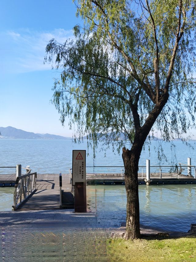 東錢湖——浙江省最大的天然淡水湖