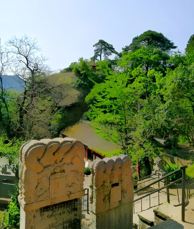 鞍山千山龍泉寺