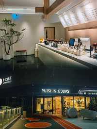 打卡深圳最美書店，仿彿置身於盜夢空間