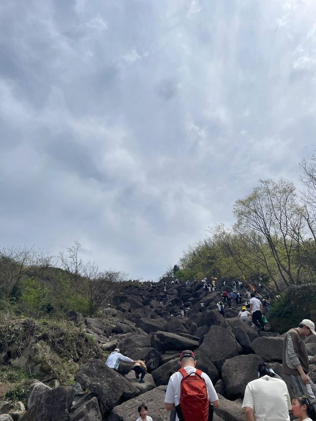 上海出發日徒步｜覆卮山·石浪·油菜梯田