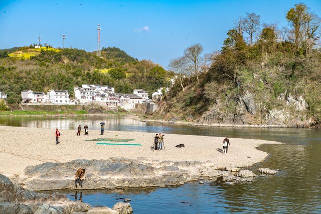 夏天去歙縣漁梁壩徒步，在輕鬆旅行中欣賞“江南都江堰”！