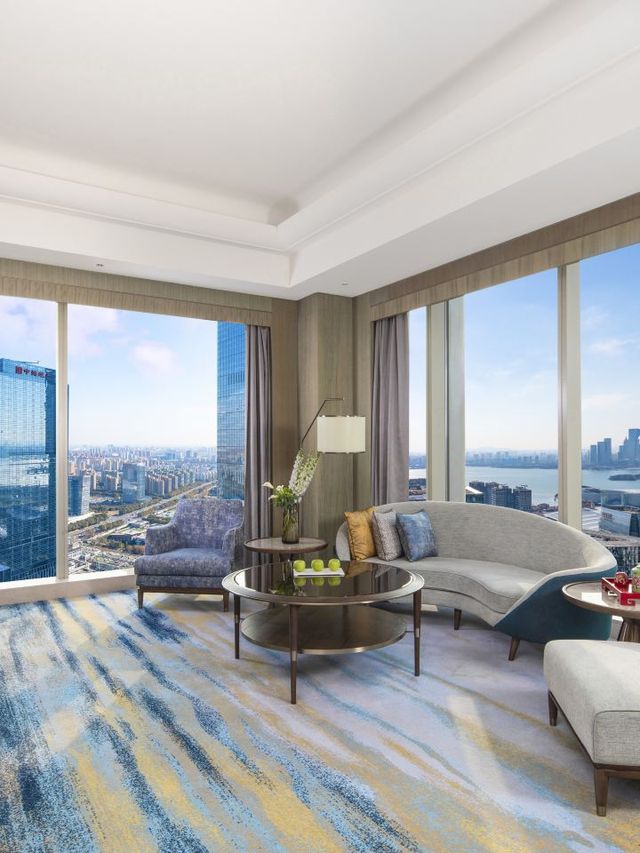 🌟 Suzhou's Luxe Retreat: Shangri-La Yuanqu Bliss 🏨✨
