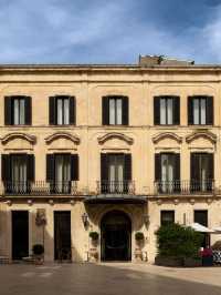 🌟 Lecce's Luxe Life: Patria Palace Picks! 🏨✨