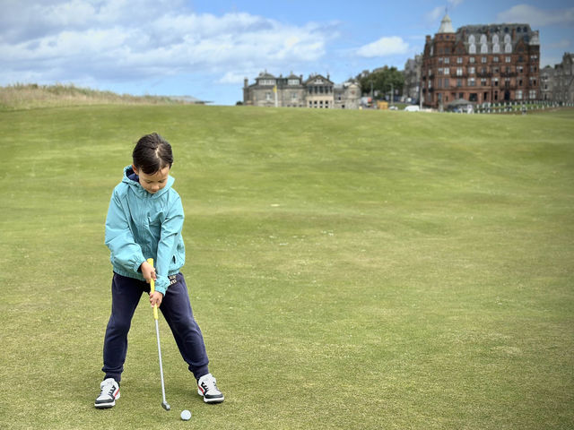 Try Putting at the Home of Golf!