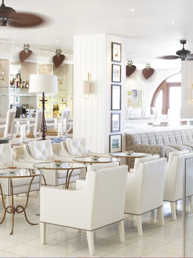 🌟 Umhlanga's Luxe Escape: Oyster Box Hotel 🌴🛎️