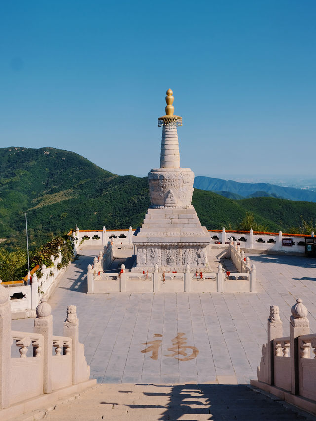 北京｜為了這扇門，值得來一趟妙峰山。