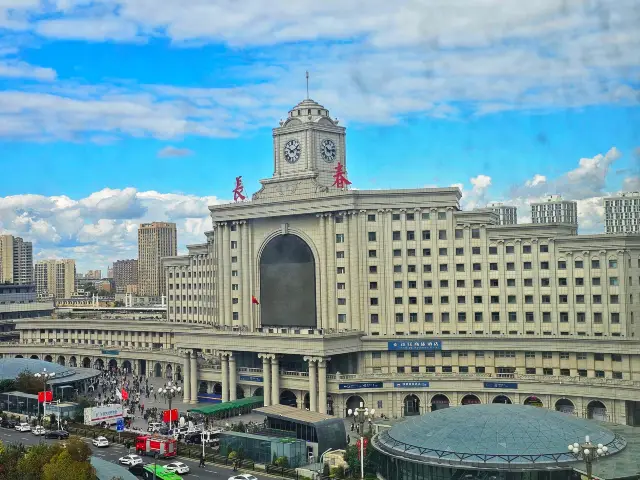 The eldest son of the Republic, experience the anime-style city (with check-in points). 