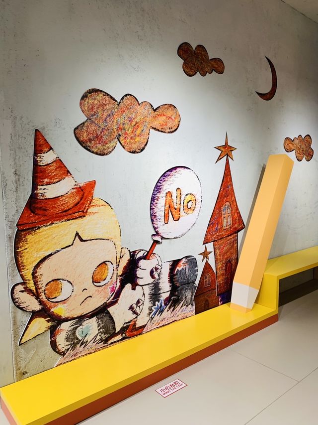 魔都新店，西岸夢中心泡泡瑪特開業有禮。