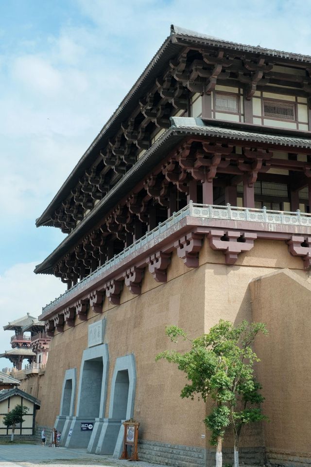 都勻｜秦漢影視城掠影。