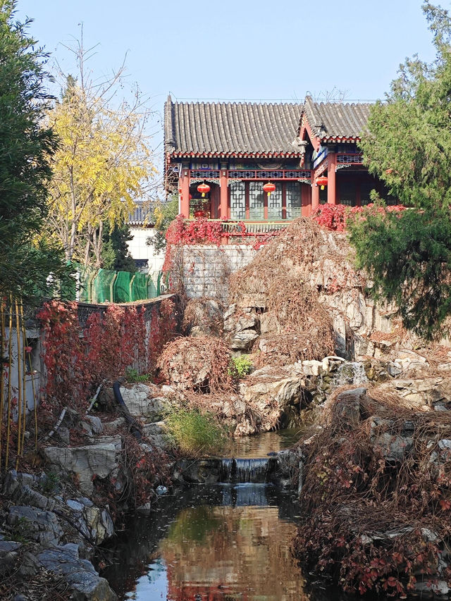 一探北京大觀園夢回紅樓夢中景。