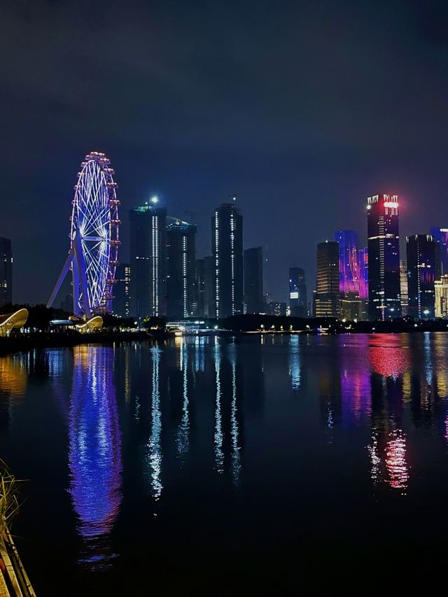 周末休閒好去處：藍調時刻的歡樂港灣太美了。