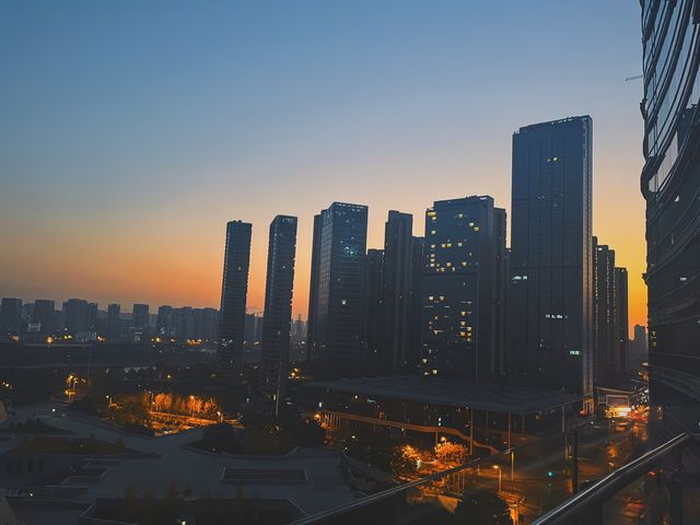 一次令人難忘的入住體驗，恰巧遇上聖誕亮燈儀式