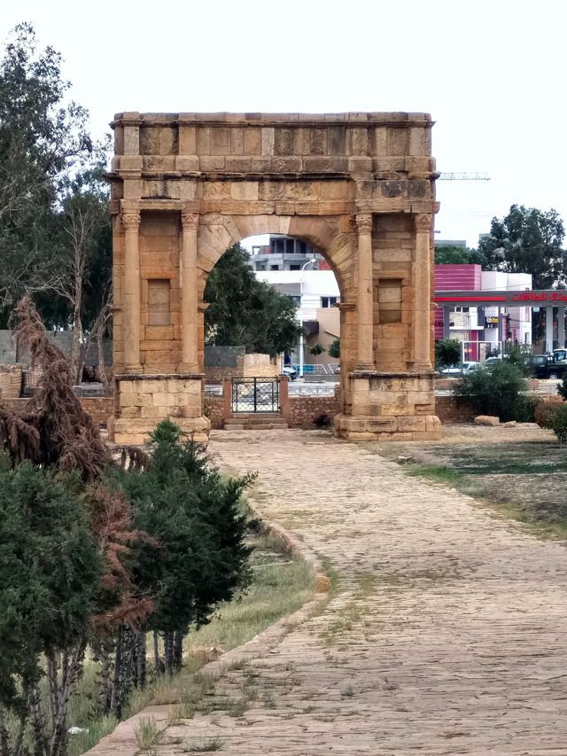 北非摩洛哥突尼斯之旅（20）古羅馬重鎮-斯貝特拉