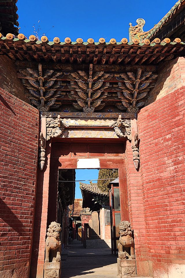 任人打扮嘅國保，澤州崇壽寺