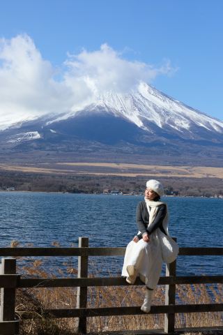 I prefer Lake Yamanaka to Lake Kawaguchiko for viewing Mount Fuji.