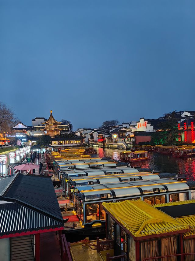 南京,一座沉澱著歷史的現代化都市 南京,一座沉澱著歷史的現代化都市