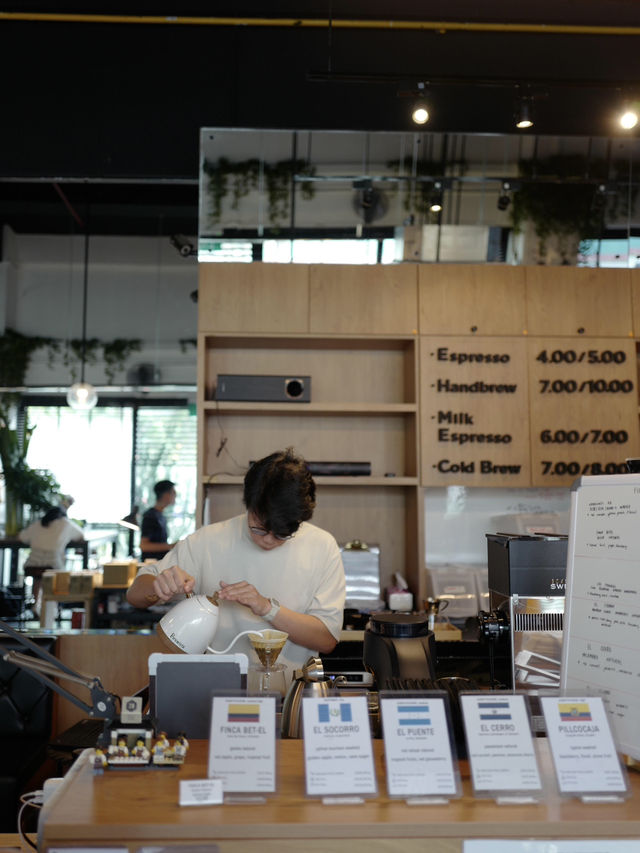 新加坡探店 | 20GRAMS COFFEE，超讚的北歐風咖啡館☕️