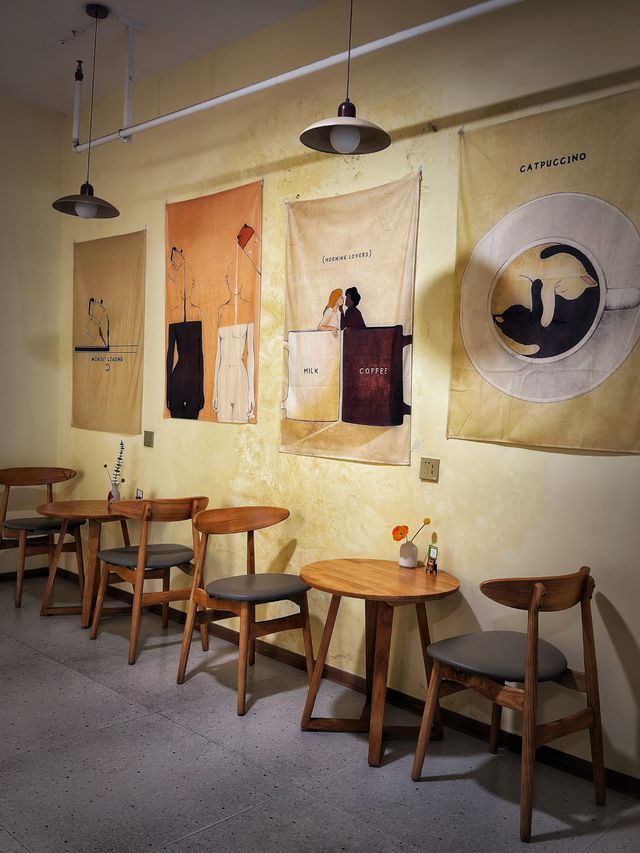 梧州探店｜山海拾光咖啡館｜藏喺民居區嘅寶藏咖啡館