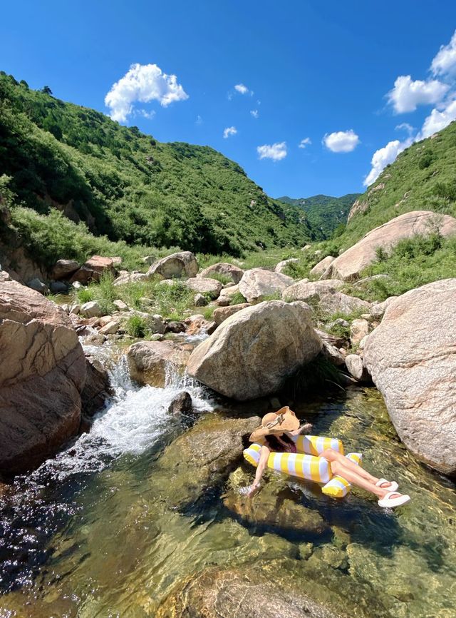 京郊溯溪（露營玩水徒步山坳裏隱藏）